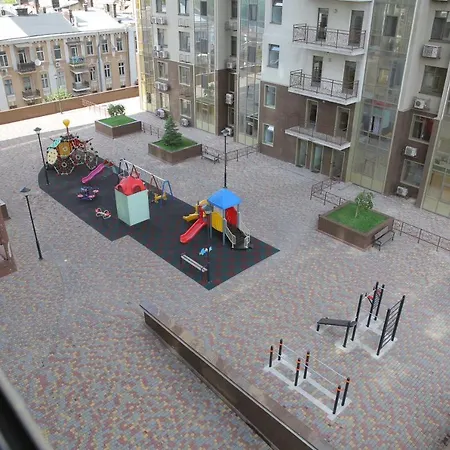 Apartament уютная 2-х комнатная в центре Odessa
